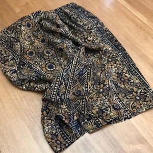 ELLEN TRACY BEAUTIFUL SKIRT MULTI PRINT SILK 6